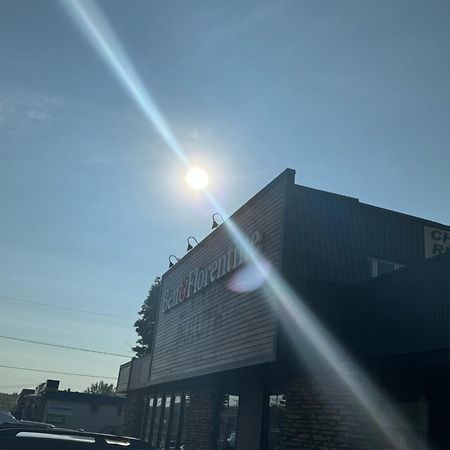 몽로리에 Complexe Dix80 모텔 외부 사진